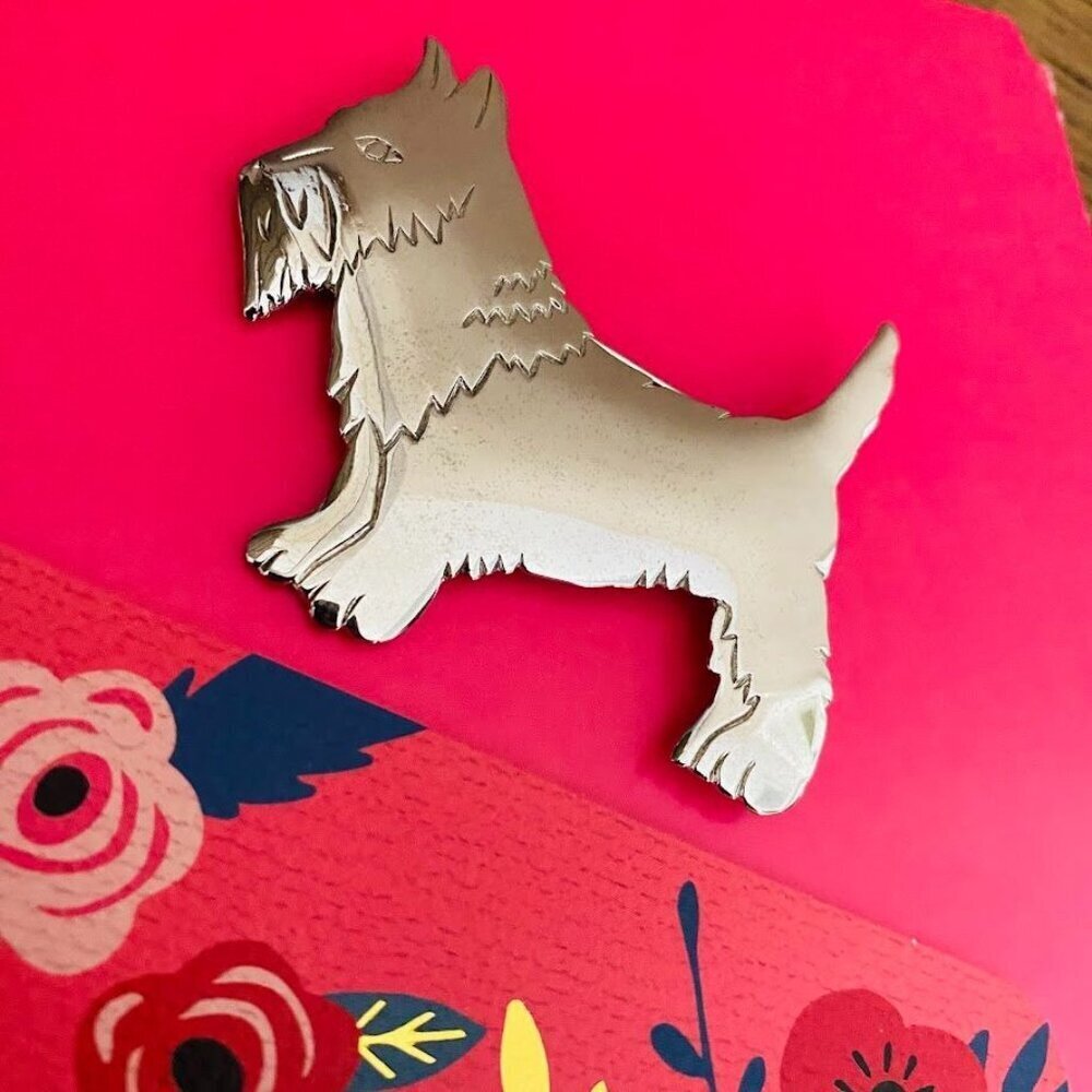 Vintage Scottish Terrior Scottie Dog Brooch Etched Silver Tone - Picture 3 of 5